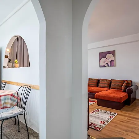 Apartment Coco Apartment City Center Brasov