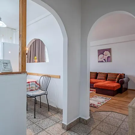 Coco Apartment City Center Apartment Brasov